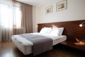 Guest Room with Balcony and Mountain View