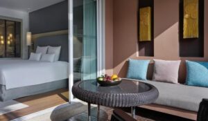 Junior Suite Family with King Bed and Bunk Bed