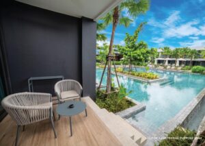 Jr. Suite Pool Access