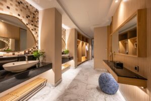 Junior Suite Pool Access