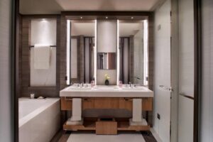 Guest Room with city view