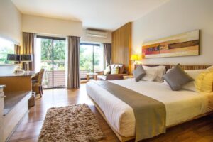 King Room with Pool View