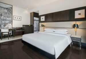 King Room with Terrace and Whirlpool