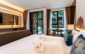 Marin Island Pool Access