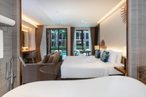 Marin Island Pool Access