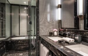 One-Bedroom Deluxe Apartment