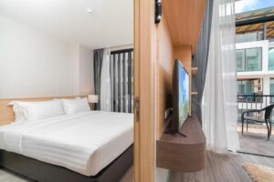 One Bedroom Deluxe Corner