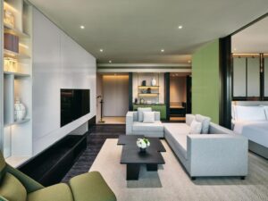 One-Bedroom King Suite with Garden View