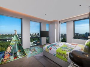 One-Bedroom King Suite with Kids Theme