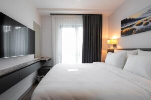 One-Bedroom King Suite and Garden View