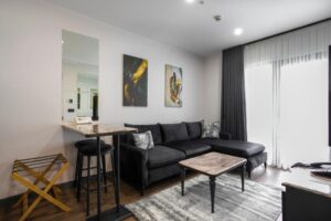 One-Bedroom King Suite and Garden View