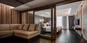 One-Bedroom King Suite