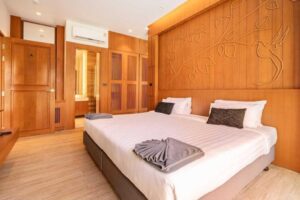 One-Bedroom Pool Access