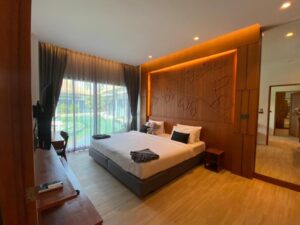 One-Bedroom Pool Access