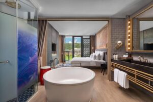 One-Bedroom Suite with City View