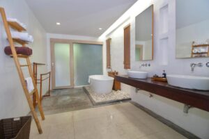 Access Pool Villa