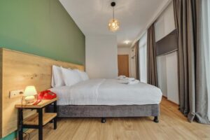 Panorama King Room with Front View