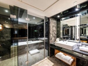 Plaza Premier Family Plus