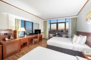 Premier Deluxe - Partial Sea View