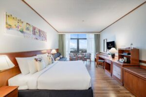 Premier Deluxe - Partial Sea View