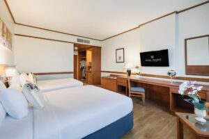 Premier Superior - Partial Sea View