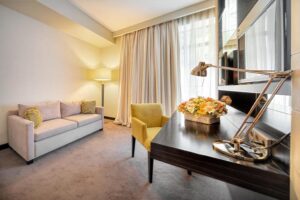 Premium King Room with Terrace and River View