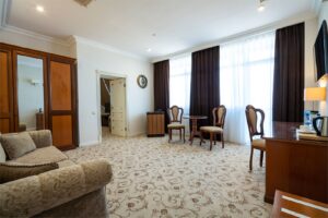 Premium Suite Mansard