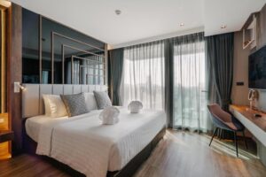 Rak Studio Room with Kitchenette and Bathtub with Balcony