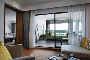 Royal Ocean View Suite