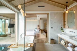 Seafront Pool Villa In Love