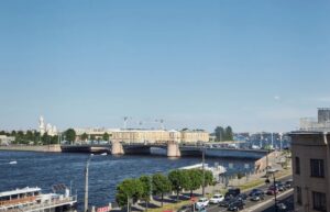 Studio with Terrace and River View
