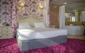 Studio with a terrace