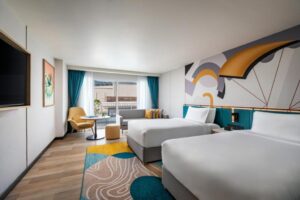 Stylish Pool View (Sunkissed)