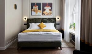 Suite Room With A City View