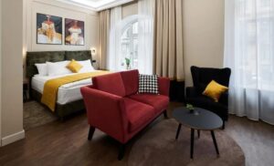 Suite Room With A City View