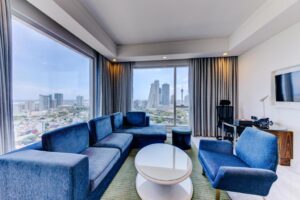 Suite with Lake View