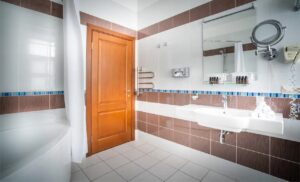 Suite with city view