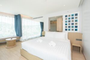 Suite with private jacuzzi pool