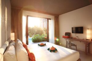 Superior Double Room with Pool Access