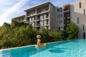 Superior Double Room with Pool Access