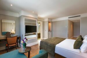 Superior with Sea View