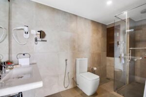 Superior Lagoon View