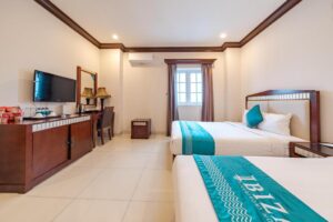 Superior Triple City View