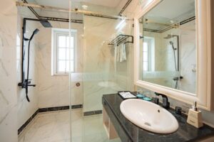 Superior Triple City View