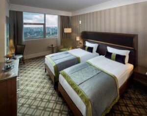 Superior with City View