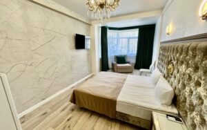 Superior room with city view