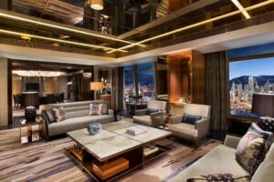 The Ritz-Carlton Suite