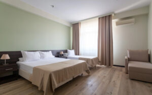 Triple room with balcony