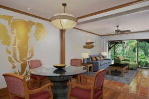 Two-Bedroom Apartment with Balcony and Garden View