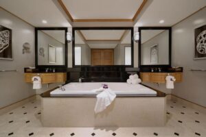 Two-Bedroom Apartment with Balcony and Garden View